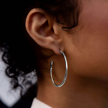 Plain Hoop Earrings in White Gold