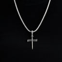 Colgante Cruz de Clavos en Oro Blanco