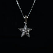 Motivo Stella Pendant