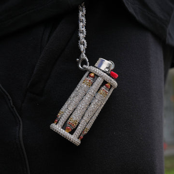 It's Lit Lighter Case Clip On in White Gold