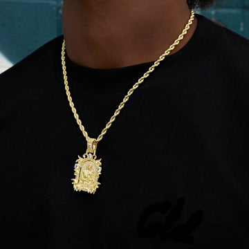 Dije de la Virgen con el Niño de estilo medieval con diamantes en oro amarillo