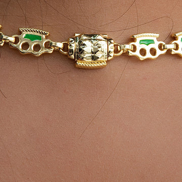 Collar Micro Link con Puño Americano en Oro Amarillo