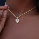 Colgante Corazón Ojo Turco Pequeño Pavé en Oro