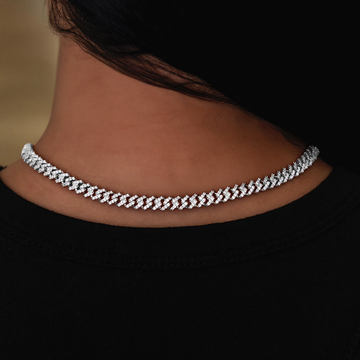 Cadena Cubana de Oro Blanco con Diamantes Engastados en Garras y Esposas Heladas