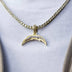 Colgante con micro logo oficial de Los Angeles Chargers NFL - Oro amarillo