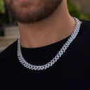 Collar cubano de oro blanco con incrustaciones de diamantes - 12MM