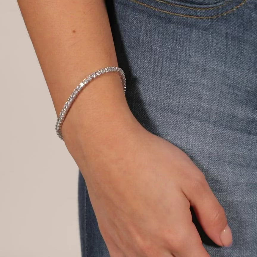 White Gold 3.01ct Diamond Tennis Bracelet main image 1