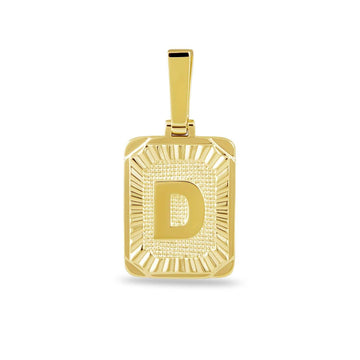 Colgante con inicial cuadrada en oro amarillo