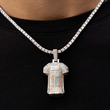 Colgante de la camiseta de Tyreek Hill de los Miami Dolphins