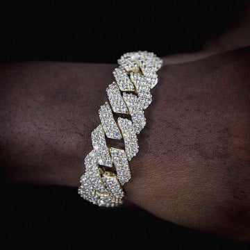 Diamond Prong Link Bracelet in Yellow Gold - 19mm