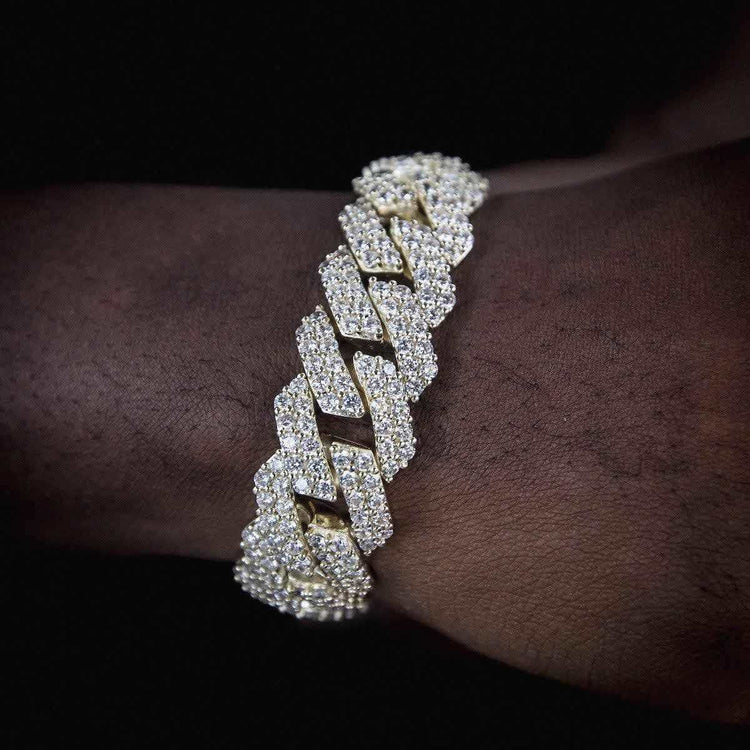 Diamond Prong Link Bracelet in Yellow Gold - 19mm- The GLD Shop