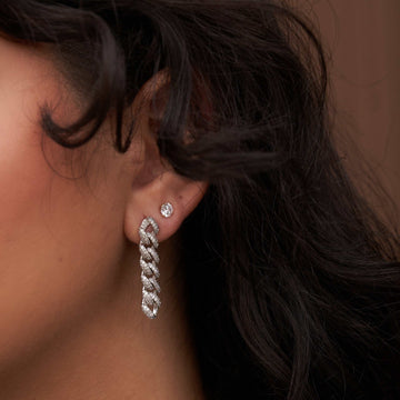 Aretes GLD Prong Cuban en oro blanco de 6 mm
