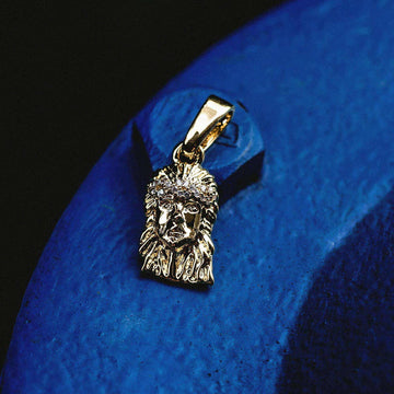 Micro Diamond Crown Portrait of Jesus Pendant in Yellow Gold