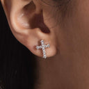 Pendientes Micro Cruz de Oro Blanco
